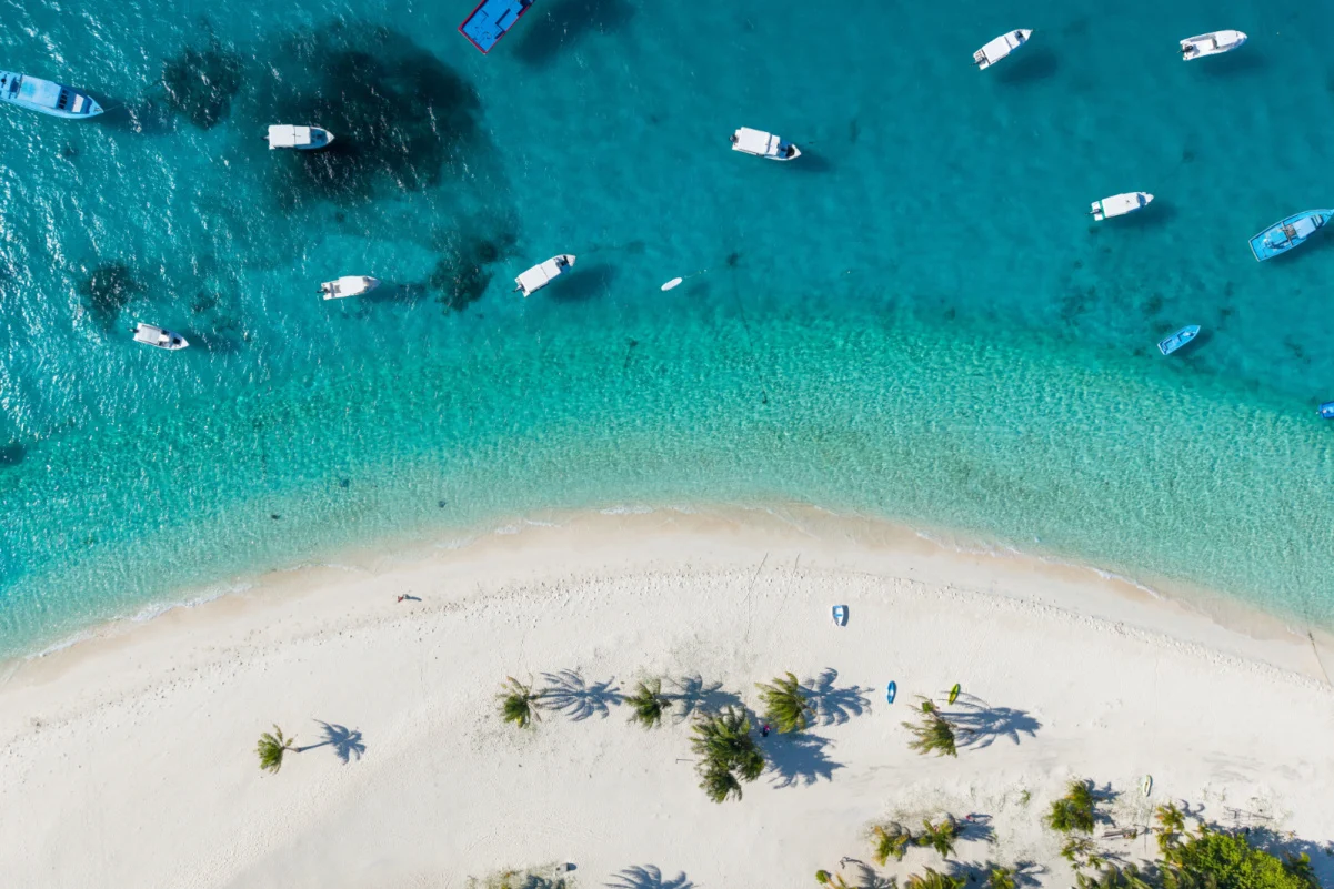Vue de l'île de Fulidhoo aux Maldives