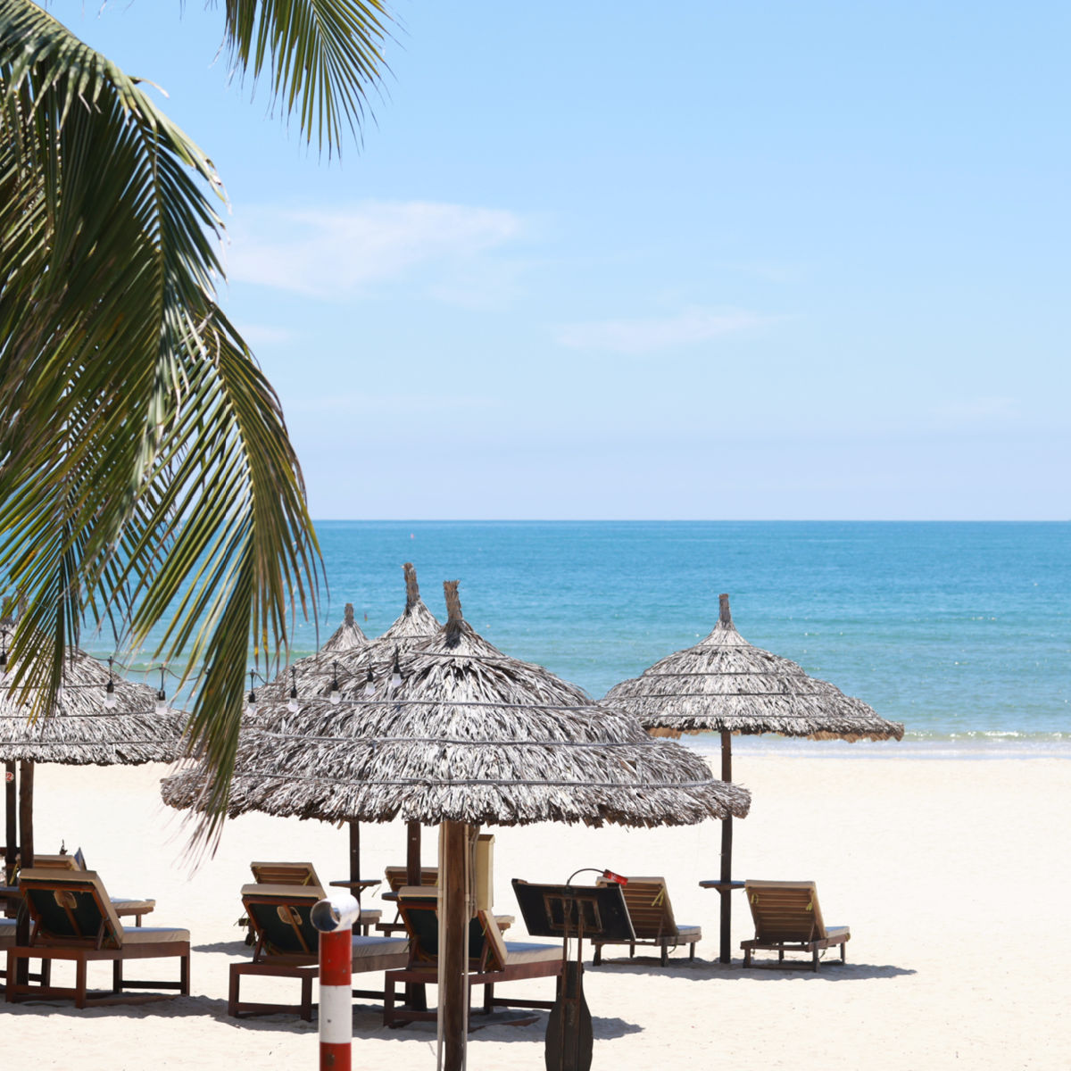Plage de sable blanc à Da Nang, Vietnam