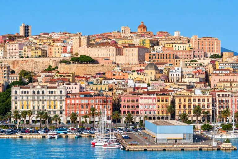 Cette ville italienne peu fréquentée avec des ruines du 1er siècle, des plages de style caribéen et des dîners à 16 $ bat des records touristiques